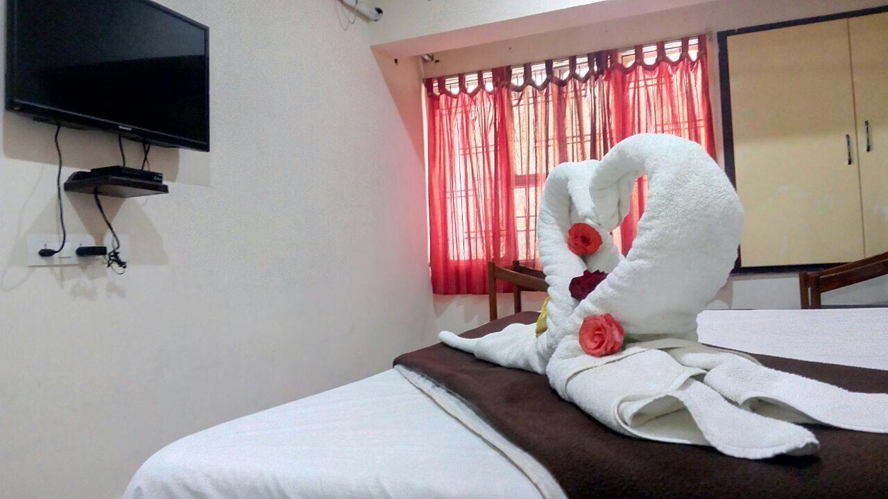 Hotel Nithin Krishna Tirupati Eksteriør billede