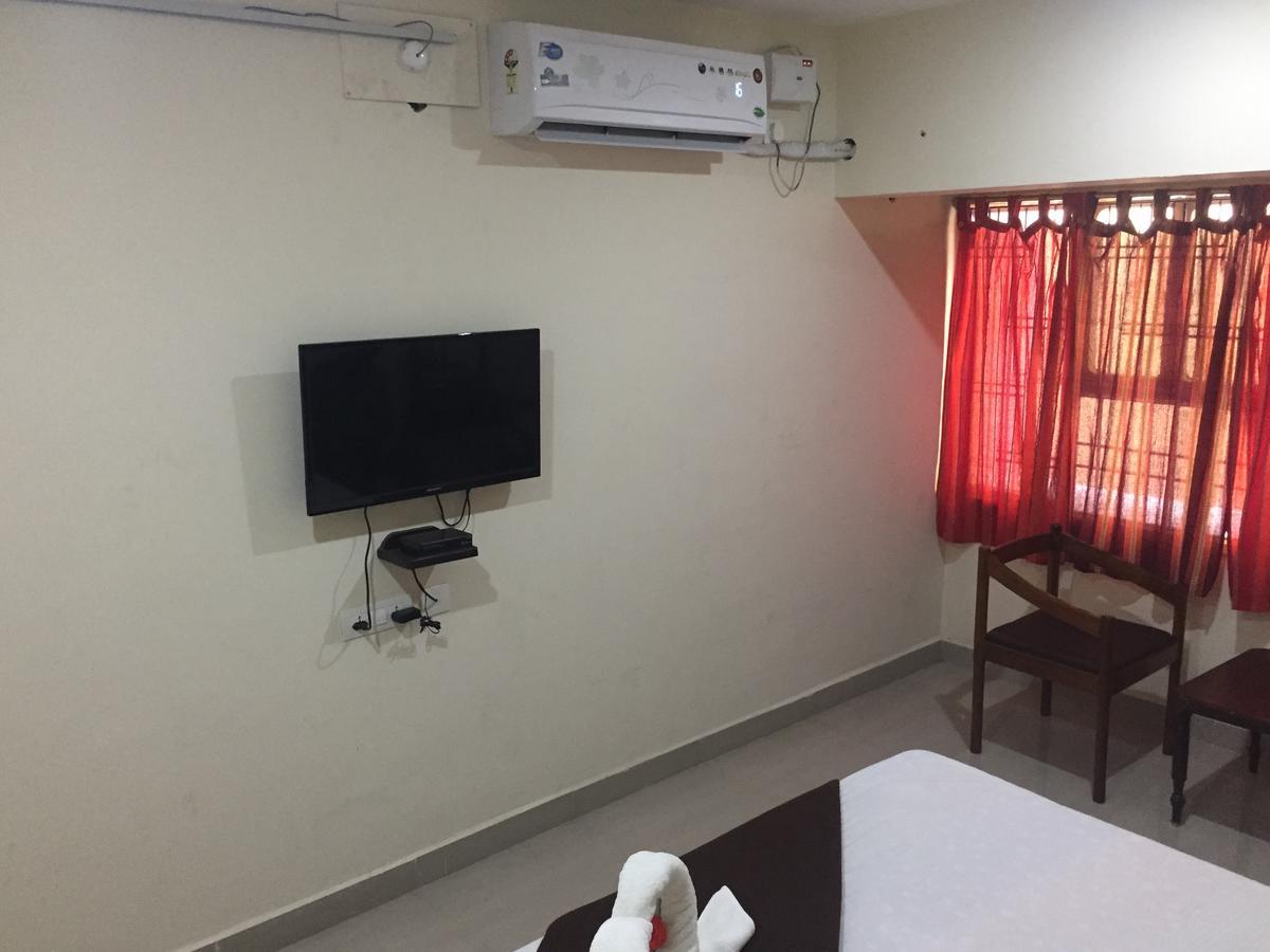 Hotel Nithin Krishna Tirupati Eksteriør billede