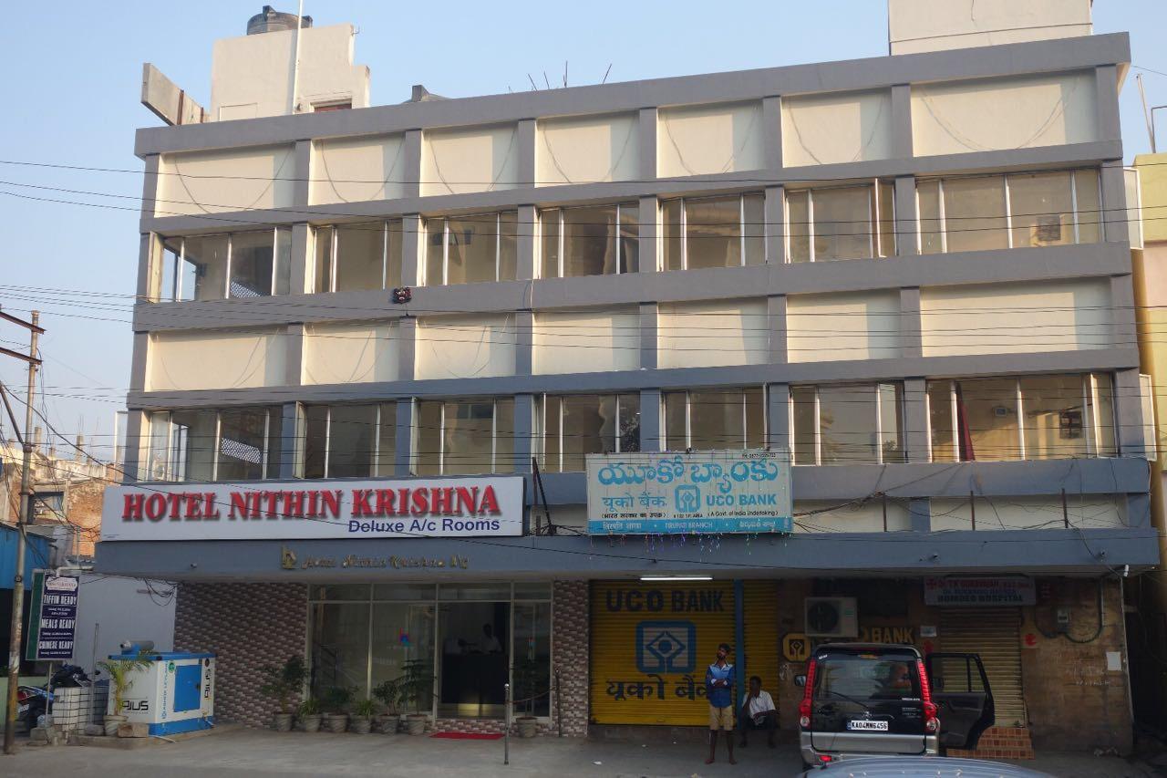 Hotel Nithin Krishna Tirupati Eksteriør billede