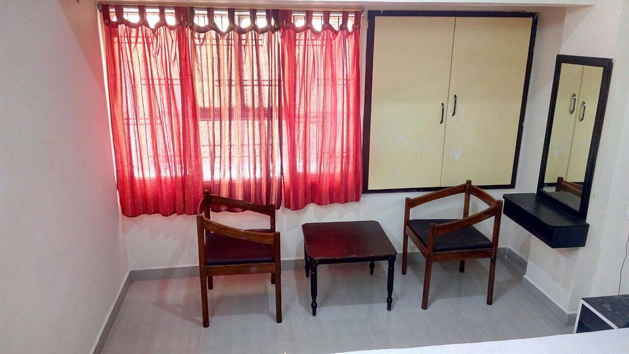 Hotel Nithin Krishna Tirupati Eksteriør billede
