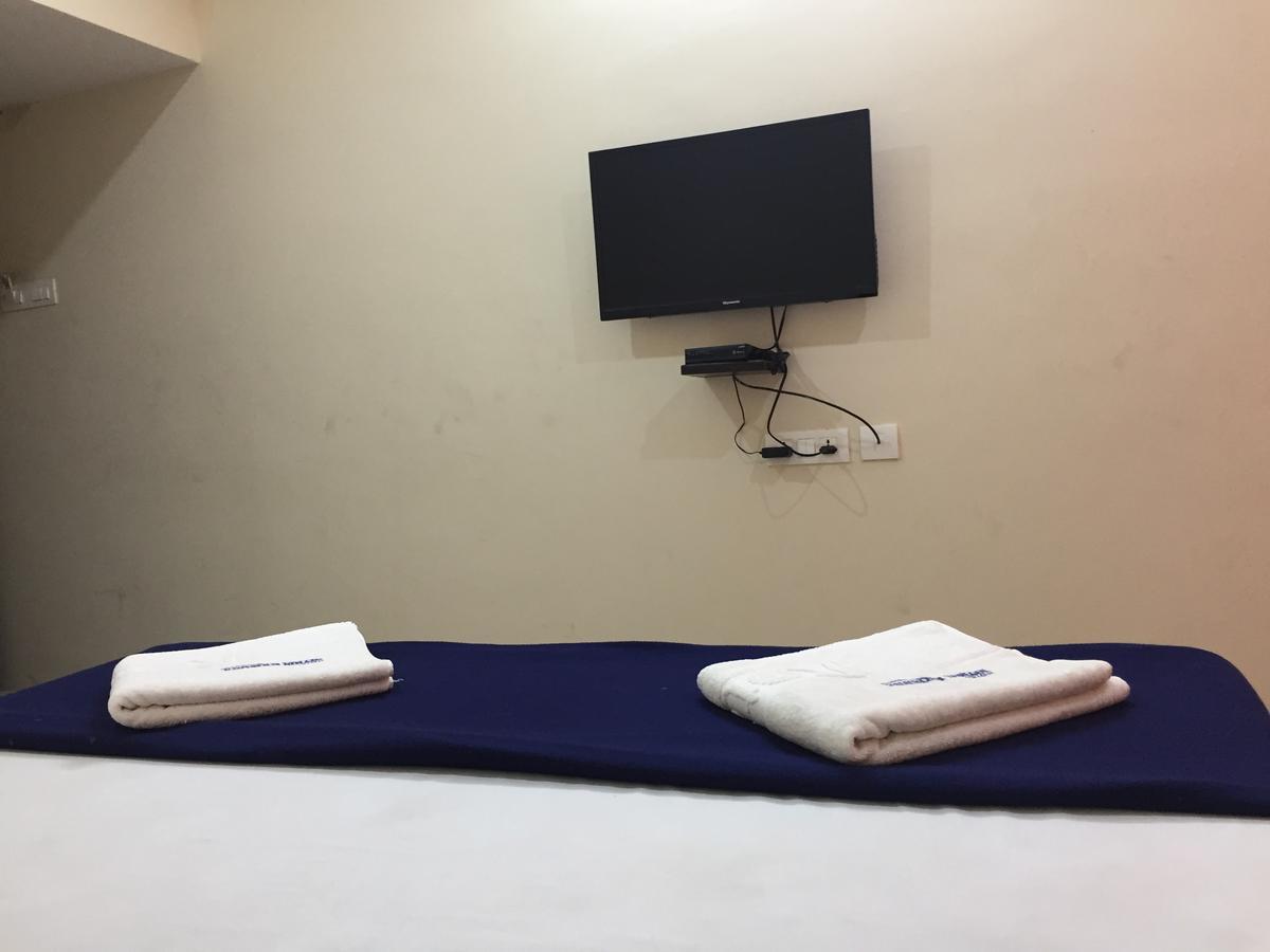 Hotel Nithin Krishna Tirupati Eksteriør billede