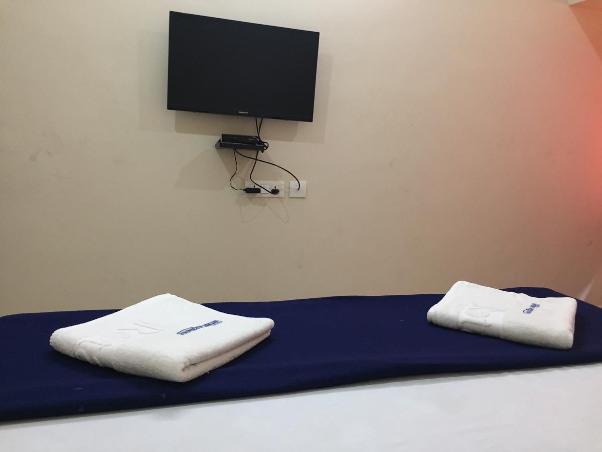 Hotel Nithin Krishna Tirupati Eksteriør billede